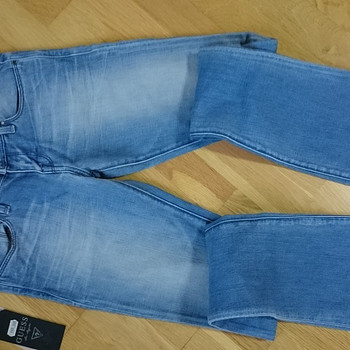 Guess новые джинсы, 25