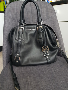 Michael Kors oригинал (1 фото из 2)