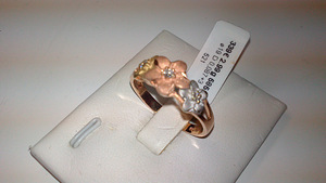 Золото 585;2,99gr, D0,087ct+3 (2 фото из 2)