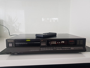 CD Technics SL-P500 (1 фото из 7)