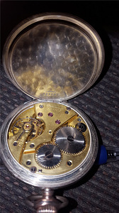 Tissot (3 фото из 3)
