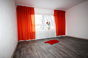 Dzīvoklis atrodas renovētā, ļoti labā mājā (1 foto no 7)