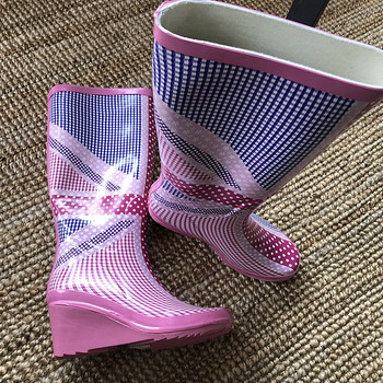 Резиновые сапоги