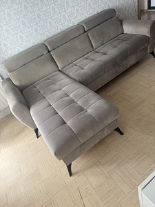 Divan (1 foto / 3)