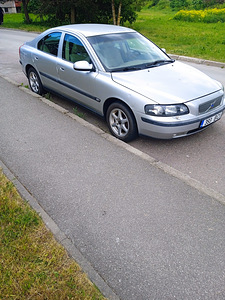 Volvo S60 manual (1 фото из 7)