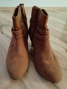 Полуботинки из замши Shu р 37 (3 фото из 3)