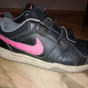 Обувь на девочку Nike р.30