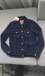 Новая женская джинсовая куртка LEVIS, размер S (2 фото из 3)