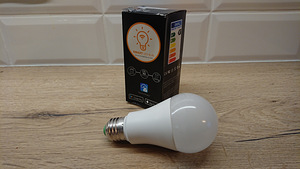 LED pirn - Smart WIFI (1 foto / 3)