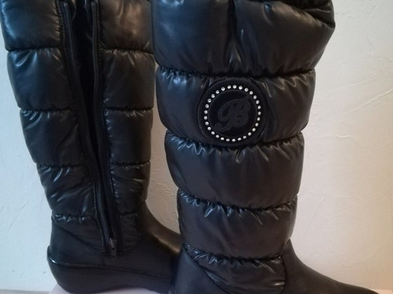 Сапоги Blumarine 38 p