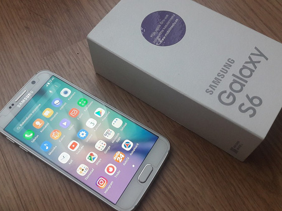 Samsung Galaxy S6 - UUS