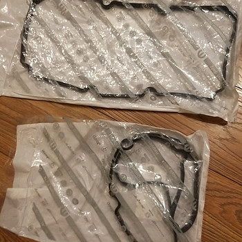 Прокладки клапанных крышек 4892146AA. Chrysler,Dodge,Lancia
