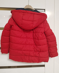 BENETTON зимняя куртка, 6 -7 лет (2 фото из 3)