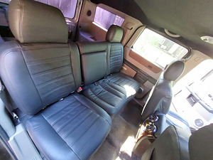 Hummer H2 (7 foto / 11)
