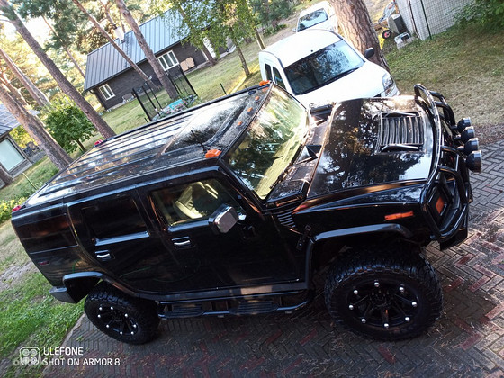 Hummer H2