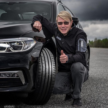 245/45/18 Nokian PowerProof1