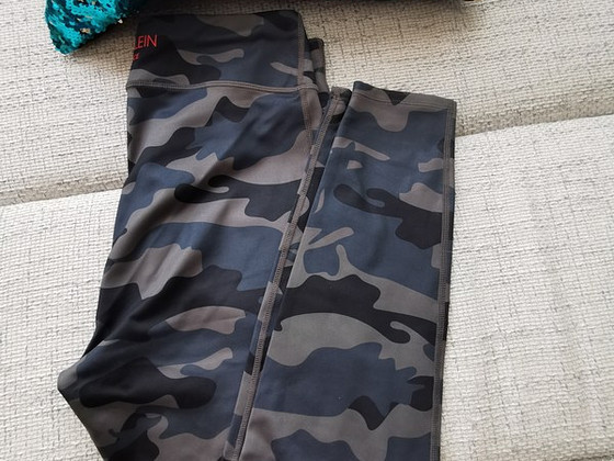 Püksid Calvin klein L post tasuta