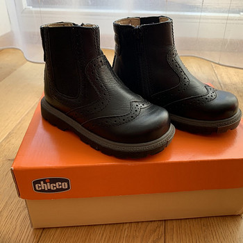 Uueväärsed k/s Chicco saapad